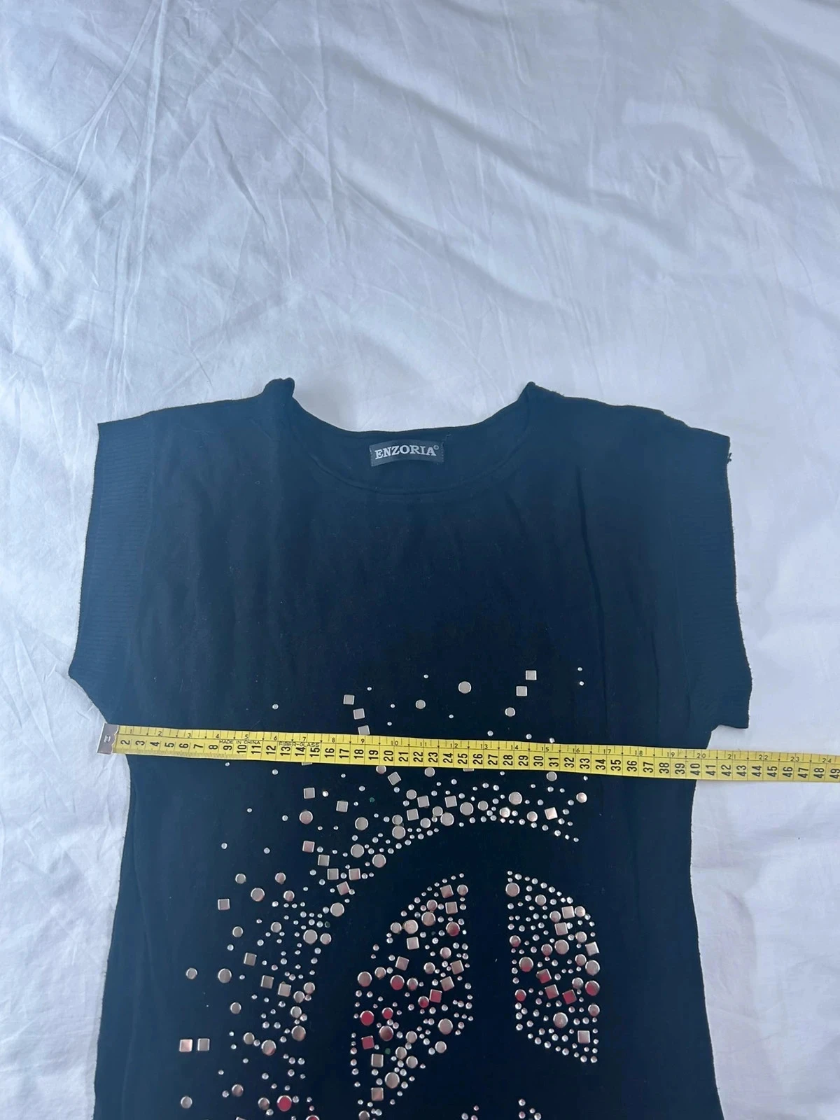 Enzoria zwarte jurk in viscose met berijpte peace and love-motieven – photo 6